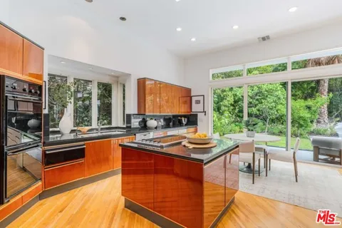$4,250,000 | 816 North Kenter Avenue, Los Angeles, CA 90049