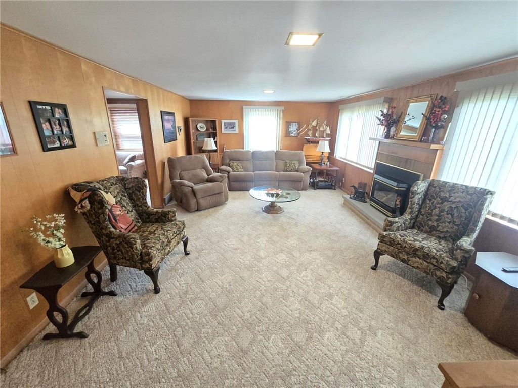 401 Eileen Drive Greece, NY 14616 - Photo 17 of 34