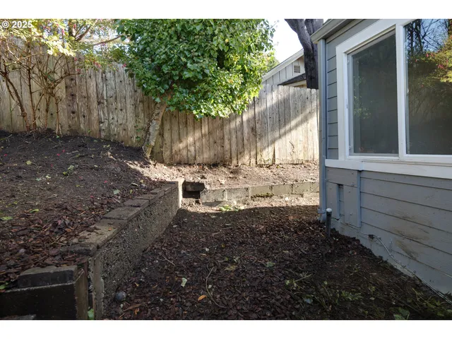 $369,900 | 1523 Northeast 12th Street, Lincoln City, OR 97367