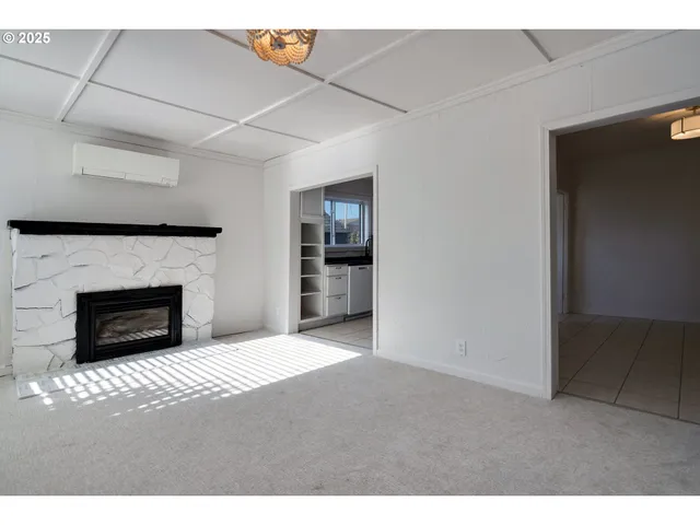 $369,900 | 1523 Northeast 12th Street, Lincoln City, OR 97367