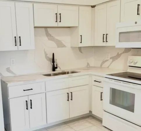$2,000 | 260 Northwest 19th Street, Unit 27, Boca Raton, FL 33432