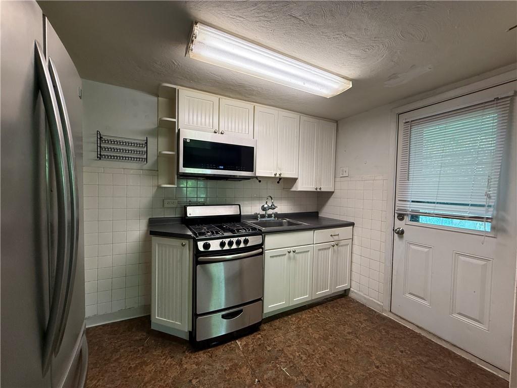 2017 Lafayette Street Pittsburgh, PA 15218 - Photo 25 of 46
