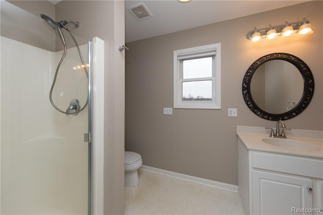 10898 Braun Road Manchester, MI 48158 - Photo 30 of 32 with a Full Bath