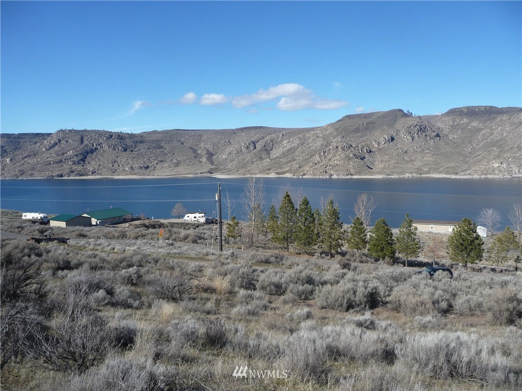 4050 Plum Point Road Grand Coulee, WA 99133 - Photo 3 of 6 Gallery Image 3