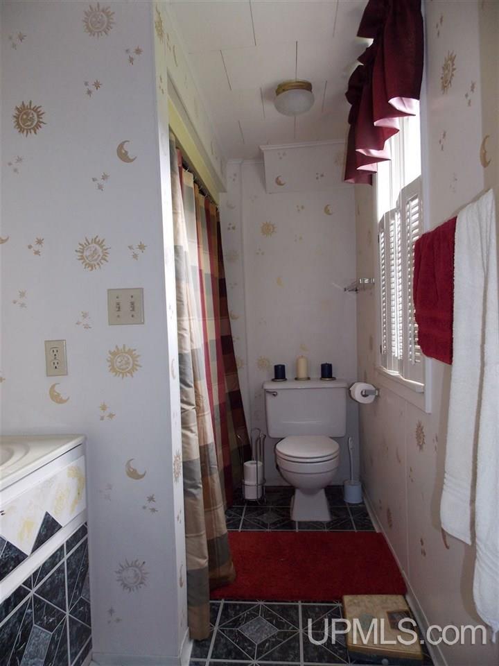 13382 Waisanen Road Lanse, MI 49946 - Photo 16 of 33 Gallery Image 16