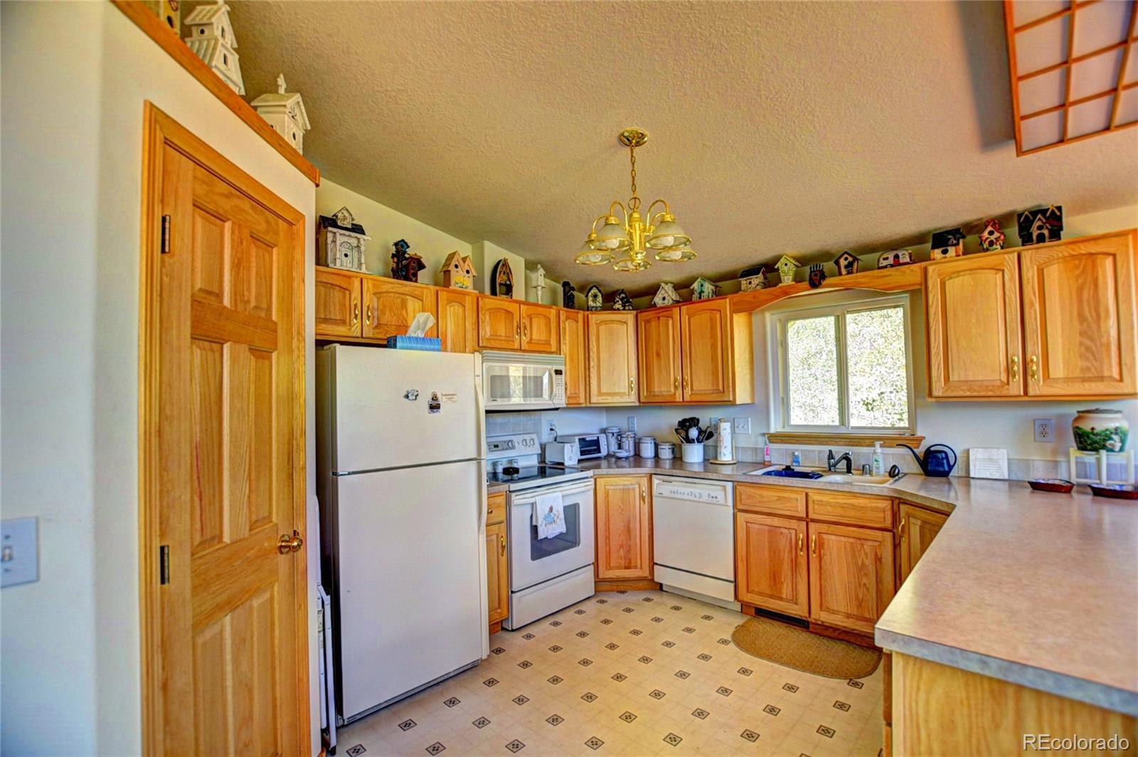 293 Old Squaw Road Como, CO 80432 - Photo 10 of 23 Gallery Image 10