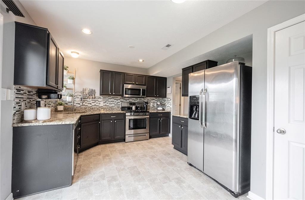 12747 Redskins Avenue Fishers, IN 46037 - Photo 15 of 50 Gallery Image 15