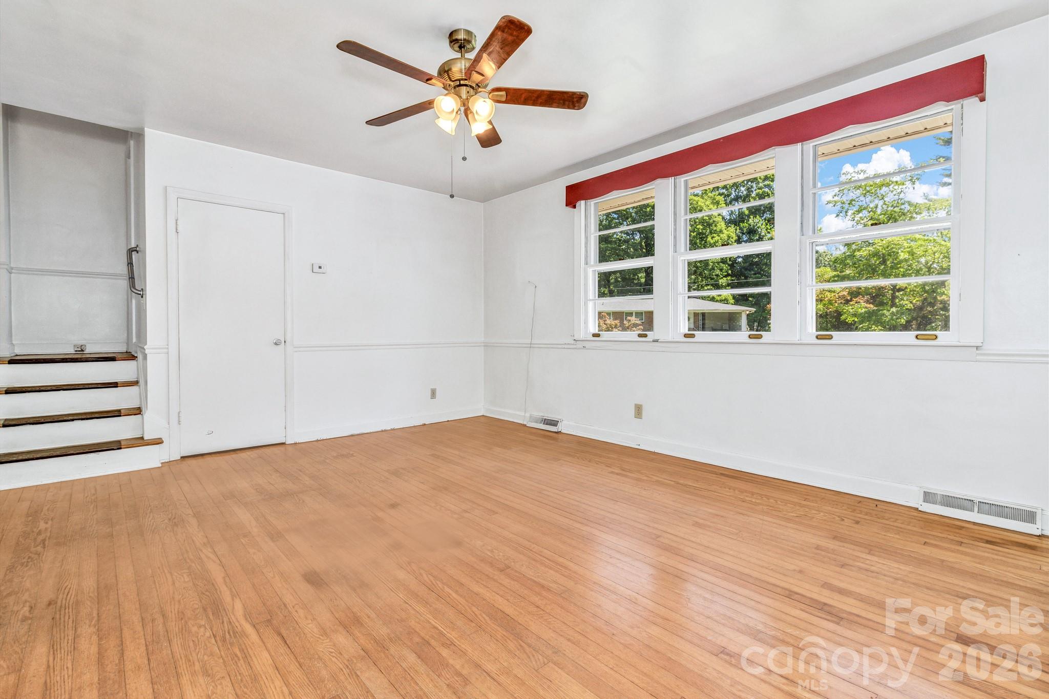 907 West Blue Ridge Road East Flat Rock, NC 28726 - Photo 13 of 48