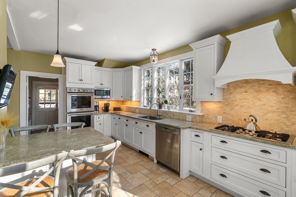 44 Court Street Dedham, MA 02026 - Photo 12 of 40