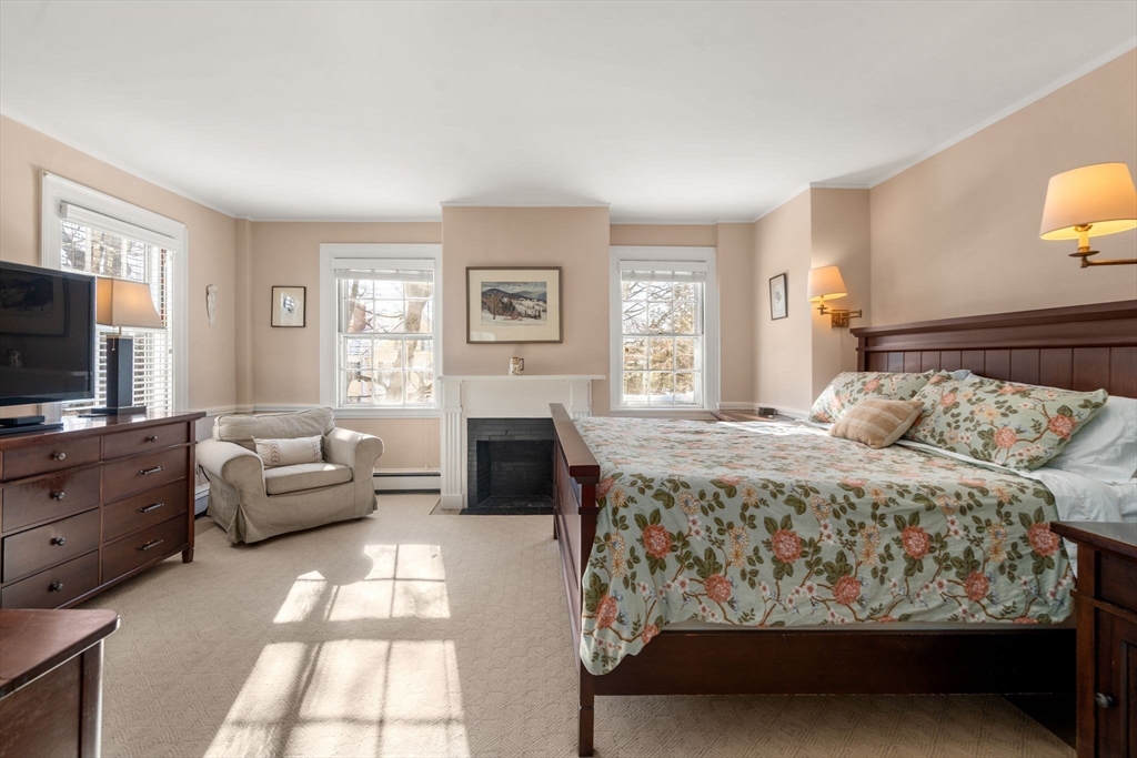 44 Court Street Dedham, MA 02026 - Photo 20 of 40