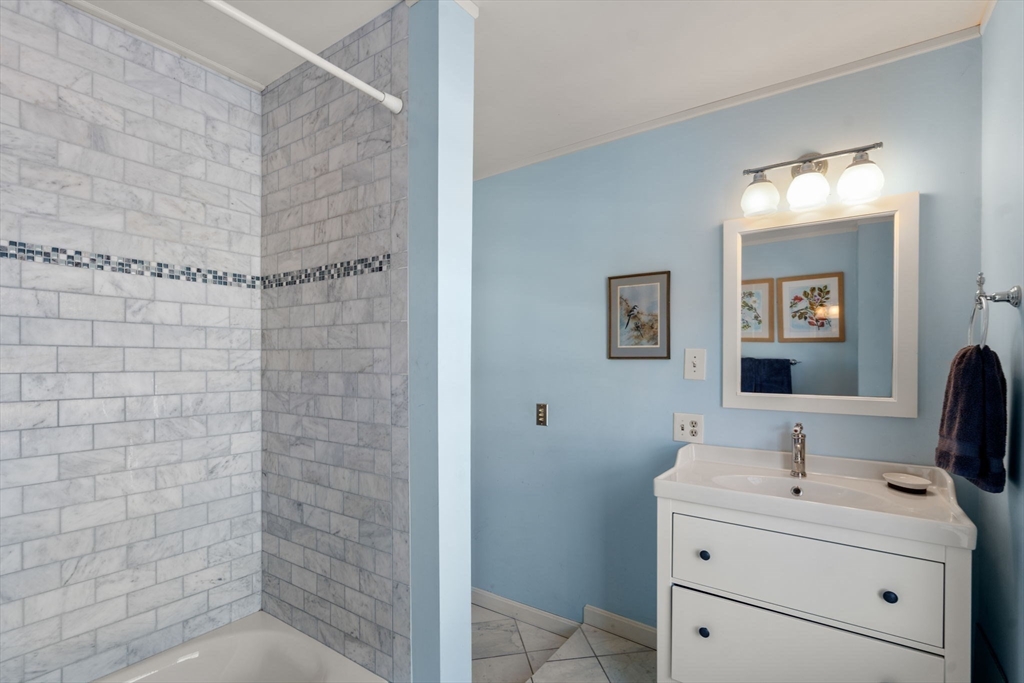 44 Court Street Dedham, MA 02026 - Photo 28 of 40