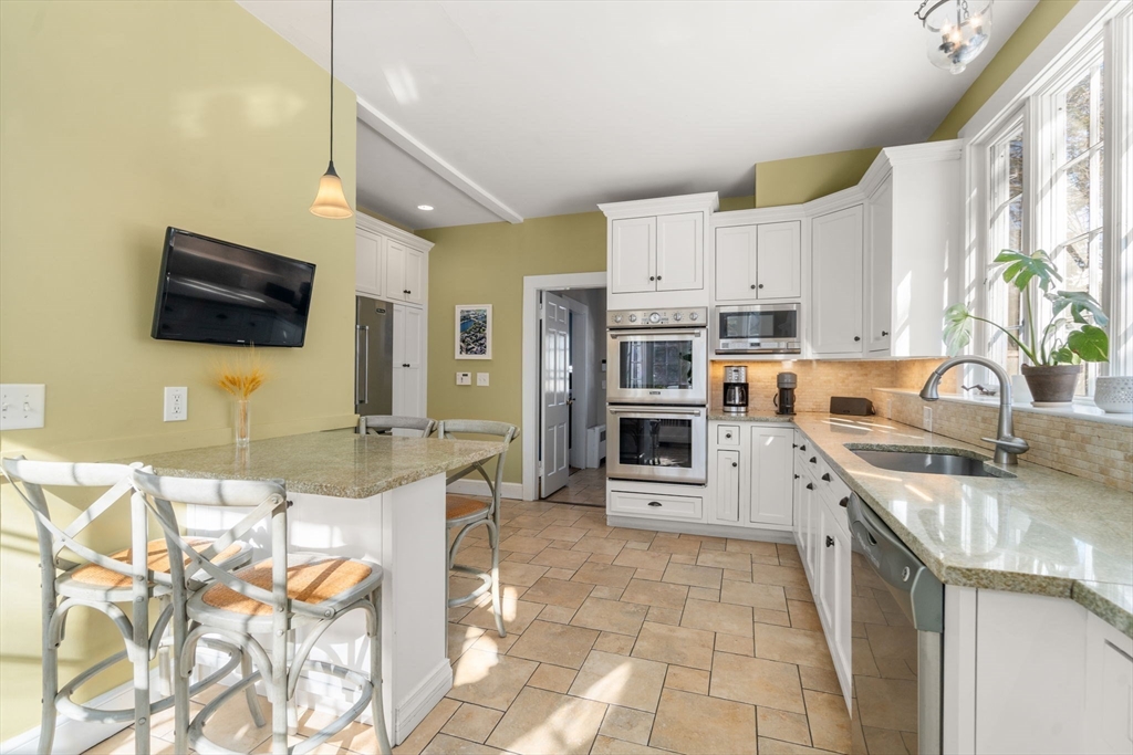 44 Court Street Dedham, MA 02026 - Photo 10 of 40