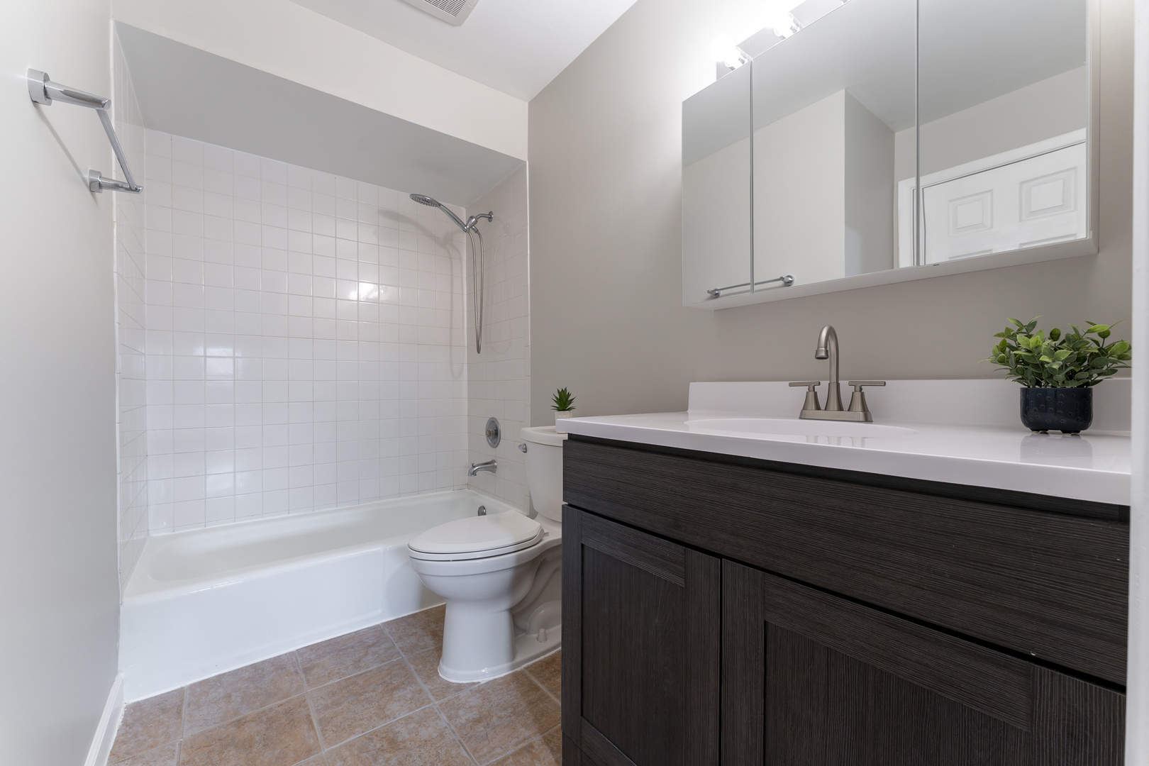 810 East Old Willow Road, Unit 209 Prospect Heights, IL 60070 - Photo 11 of 16