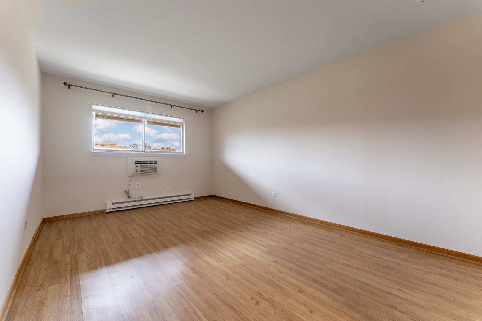 810 East Old Willow Road, Unit 209 Prospect Heights, IL 60070 - Photo 12 of 16