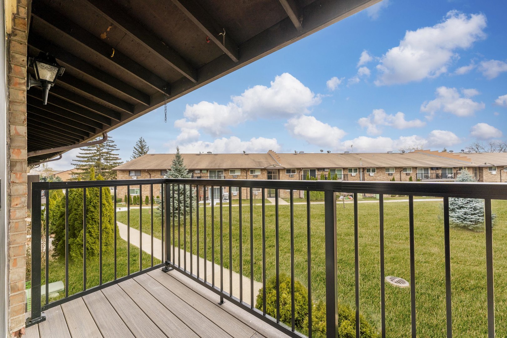 810 East Old Willow Road, Unit 209 Prospect Heights, IL 60070 - Photo 15 of 16