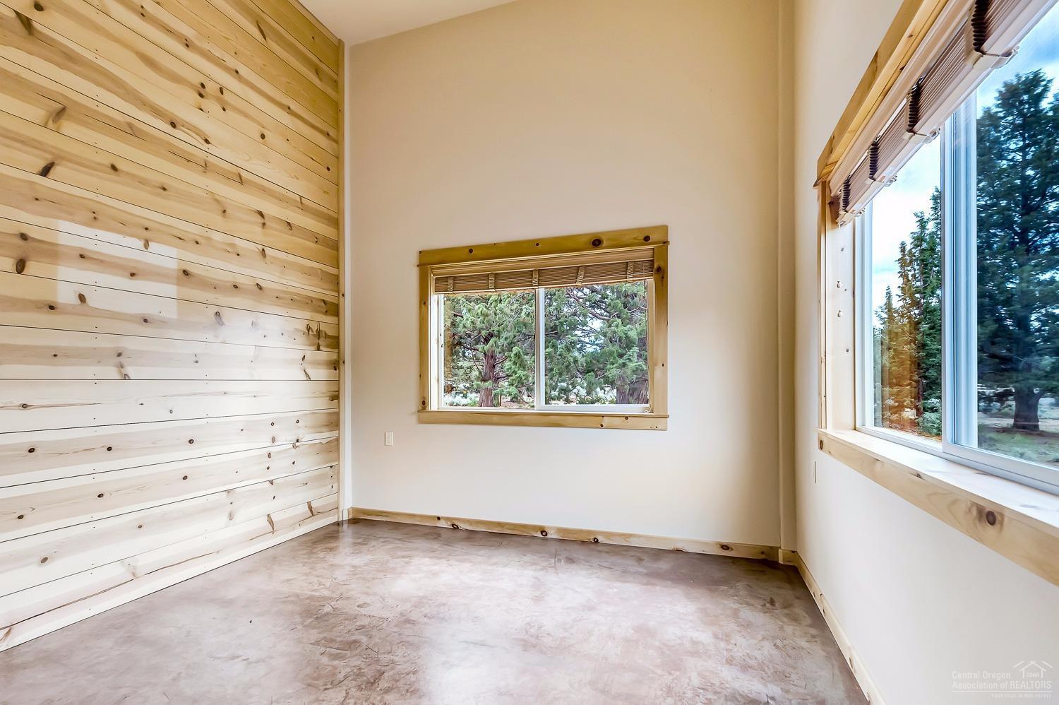 64352 Hunnell Road Bend, OR 97703 - Photo 15 of 25 Additional Photo