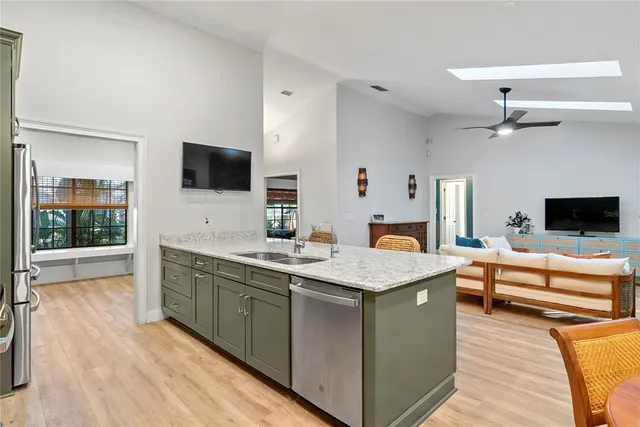 $450,000 | 1113 Climbing Rose Drive, Orlando, FL 32818