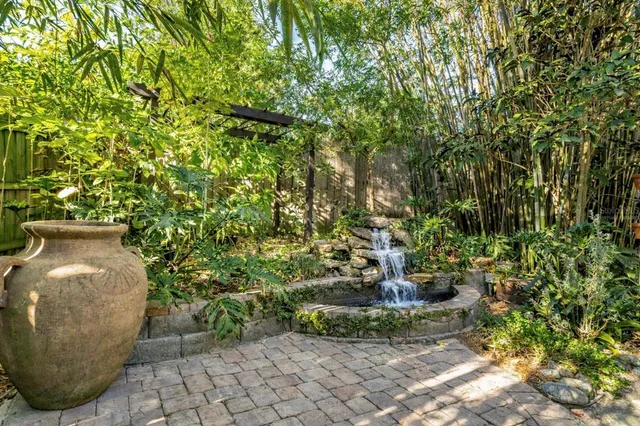 $450,000 | 1113 Climbing Rose Drive, Orlando, FL 32818