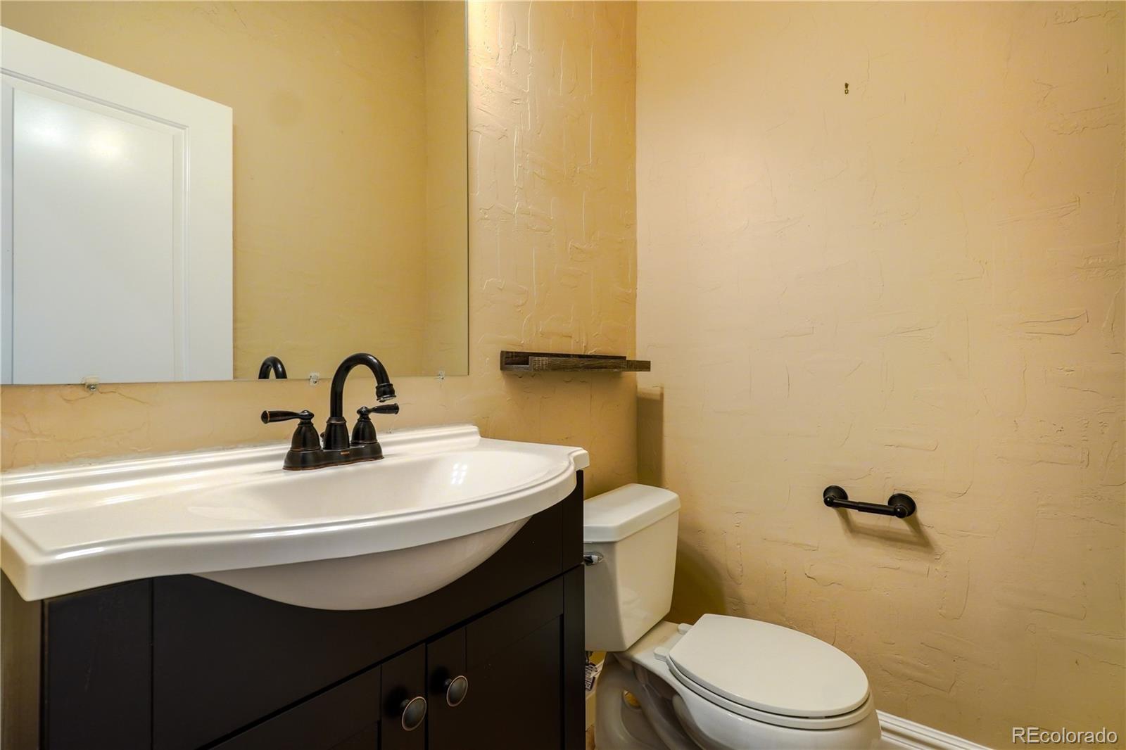 360 Inca Street Denver, CO 80223 - Photo 12 of 34 Gallery Image 12