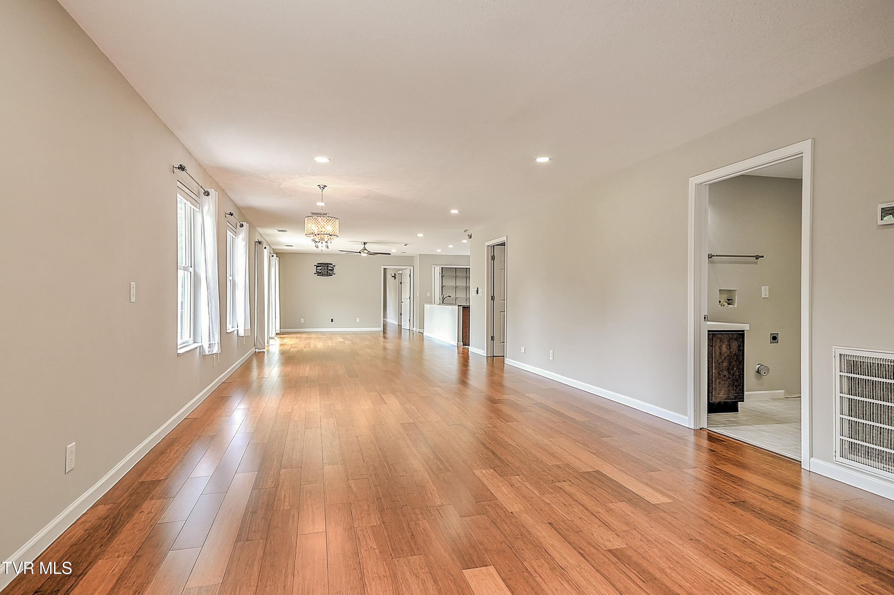 4125 Pine Orchard Road Butler, TN 37640 - Photo 18 of 86 4125 Pine Orchard LC-37