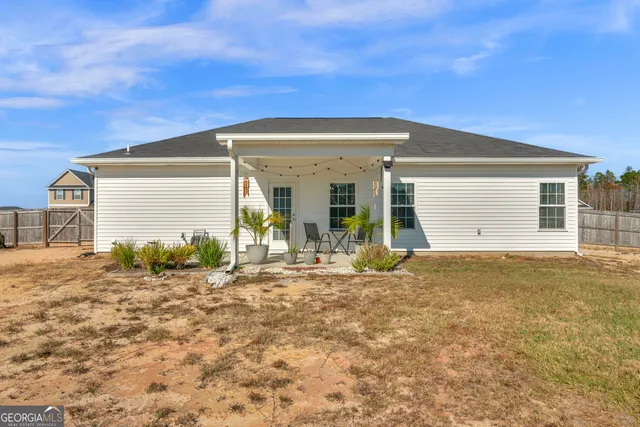 a view of an outdoor space with seating area