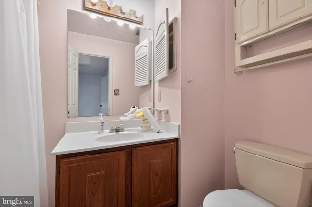 $425,000 | 7763 Wolford Way, Lorton, VA 22079