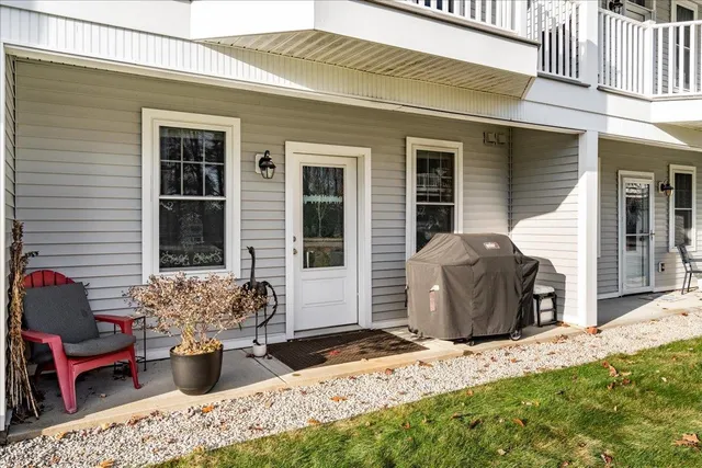 $400,000 | 35 Callaway Drive, Unit 2, Concord, NH 03301