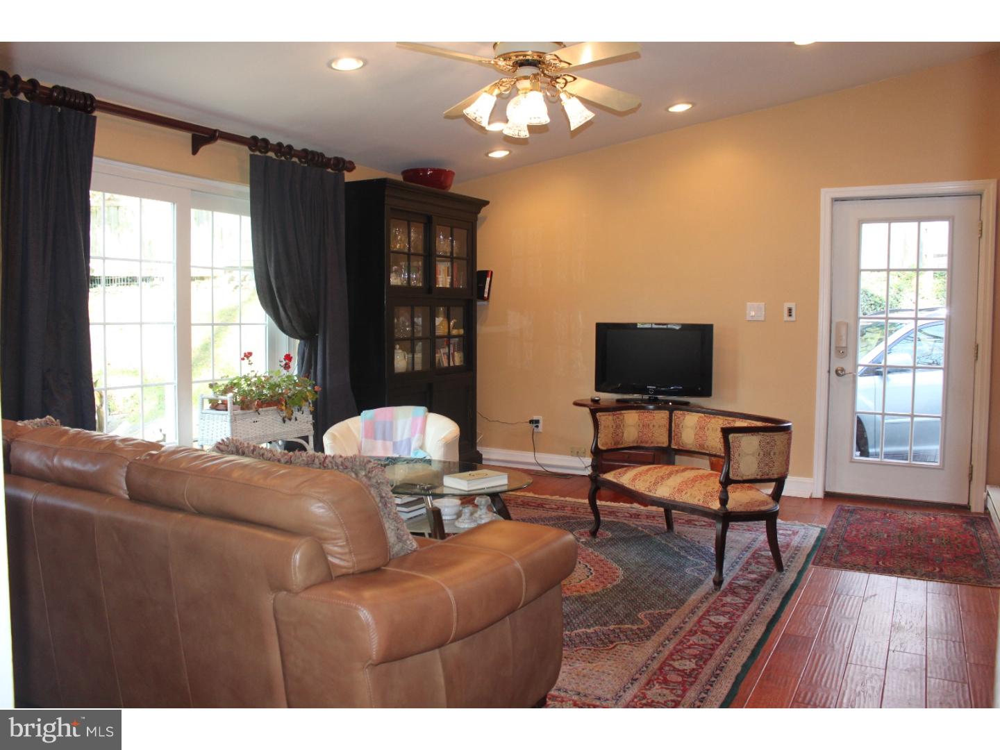 17 Briar Road Wayne, PA 19087 - Photo 11 of 25 Family Room