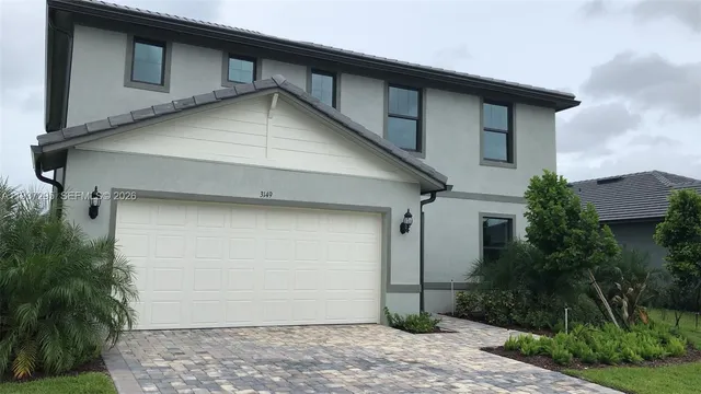 $3,900 | 3149 Poinciana Street, Lauderdale Lakes, FL 33311