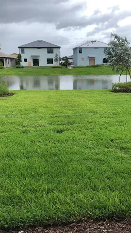 $3,900 | 3149 Poinciana Street, Lauderdale Lakes, FL 33311