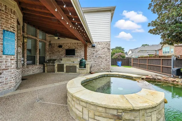 a view of a house with swimming pool