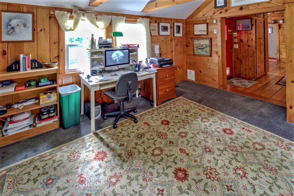 16 Meshacket Road Edgartown, MA 02539 - Photo 17 of 41 a workspace with furniture and window