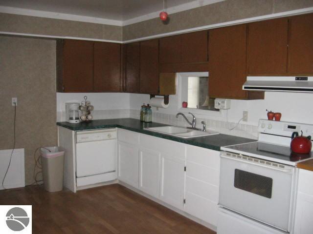 875 Finerty Road West Branch, MI 48661 - Photo 6 of 10 1754147-5.JPG