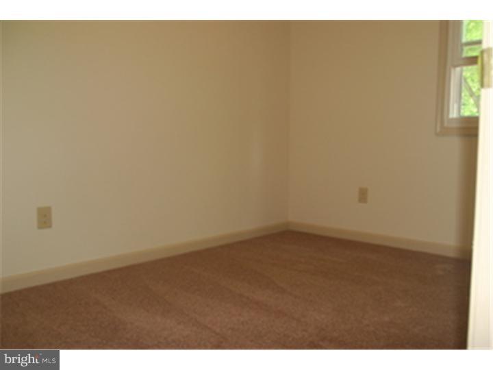 62 Spring Hill Road Hereford, PA 18056 - Photo 6 of 11 Gallery Image 6