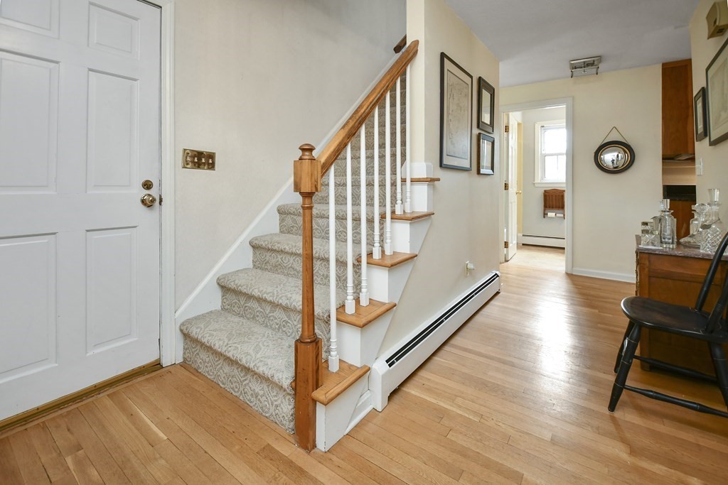 26 Ruthen Circle Shrewsbury, MA 01545 - Photo 2 of 28 Gallery Image 2