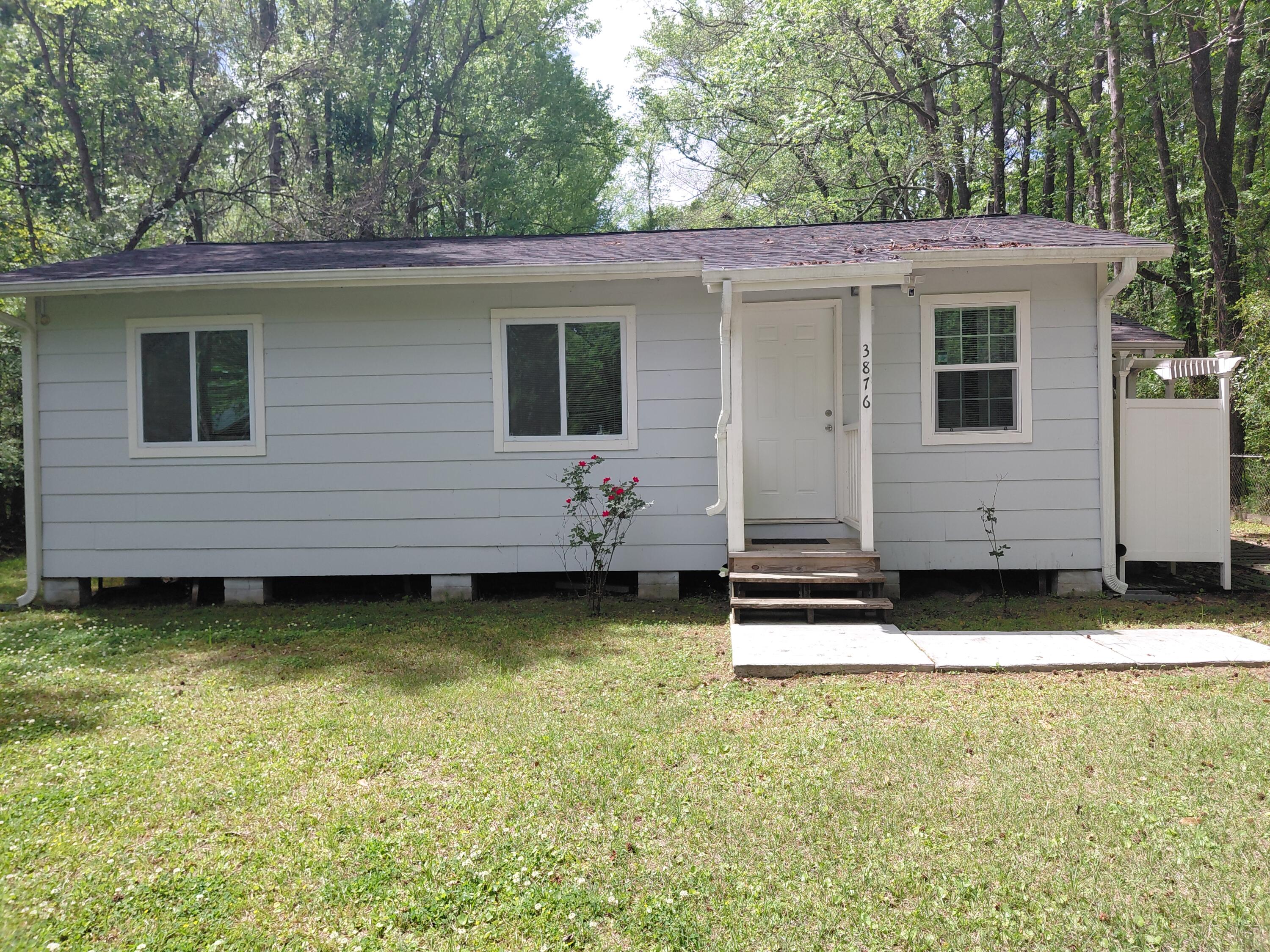 3876 New Hope Road Johns Island, SC 29455 - Photo 4 of 45 20260404_131256
