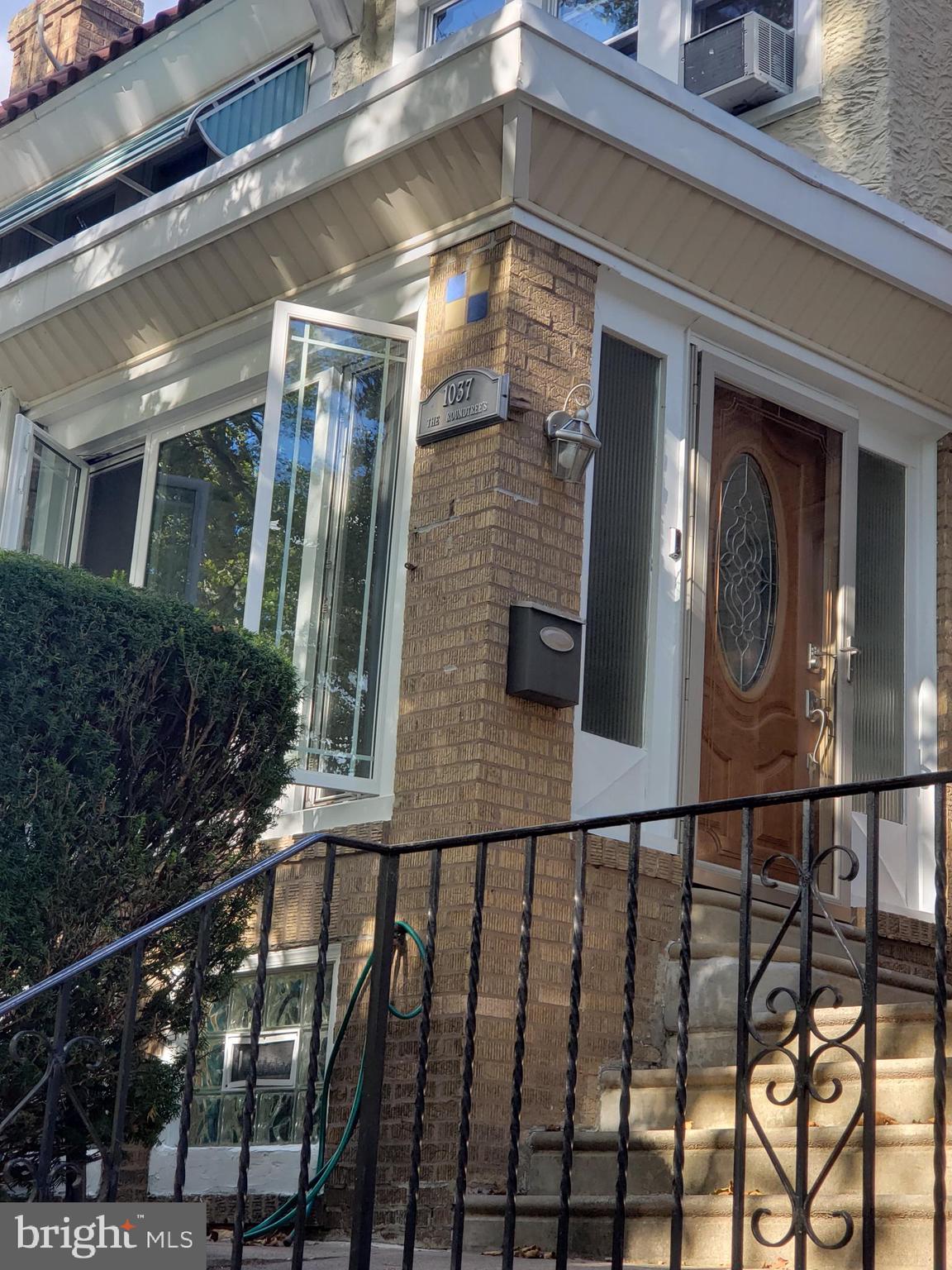 1037 Flanders Road Philadelphia, PA 19151 - Photo 4 of 42 Gallery Image 4