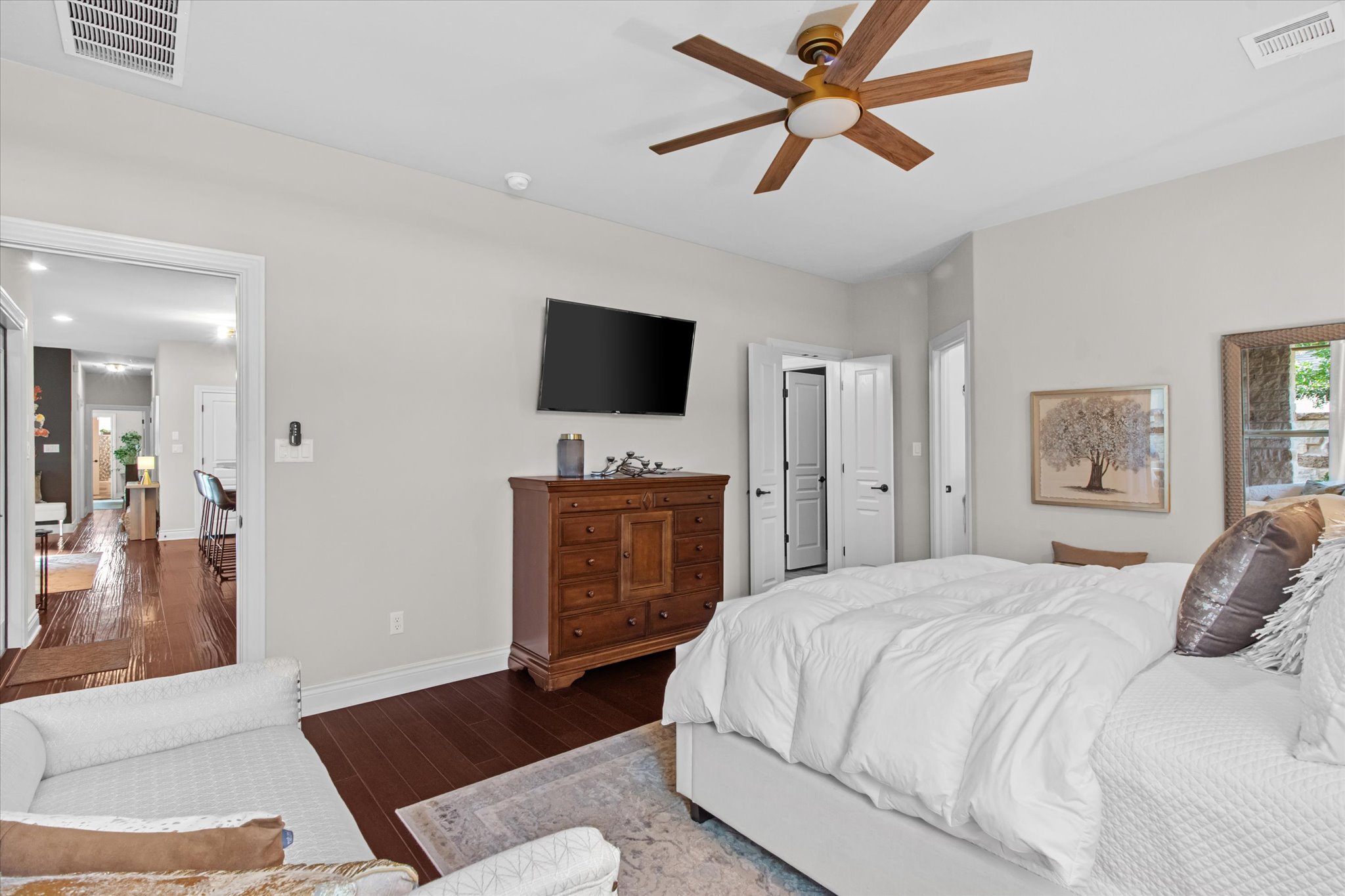 549 Clubhouse Drive, Unit G Georgetown, TX 78628 - Photo 13 of 35 a bedroom with a bed and a flat screen tv