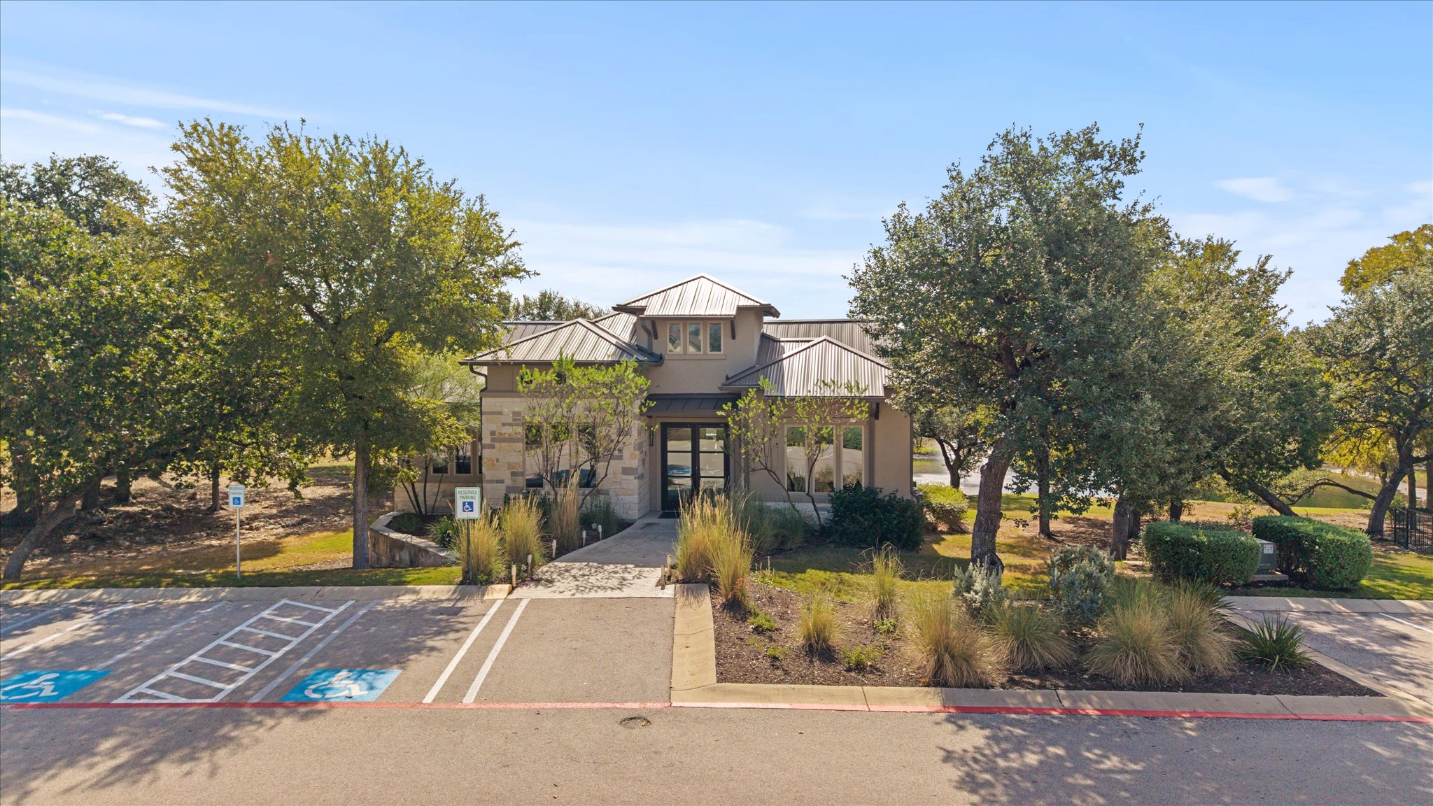 549 Clubhouse Drive, Unit G Georgetown, TX 78628 - Photo 28 of 35 a front view of a house with a yard