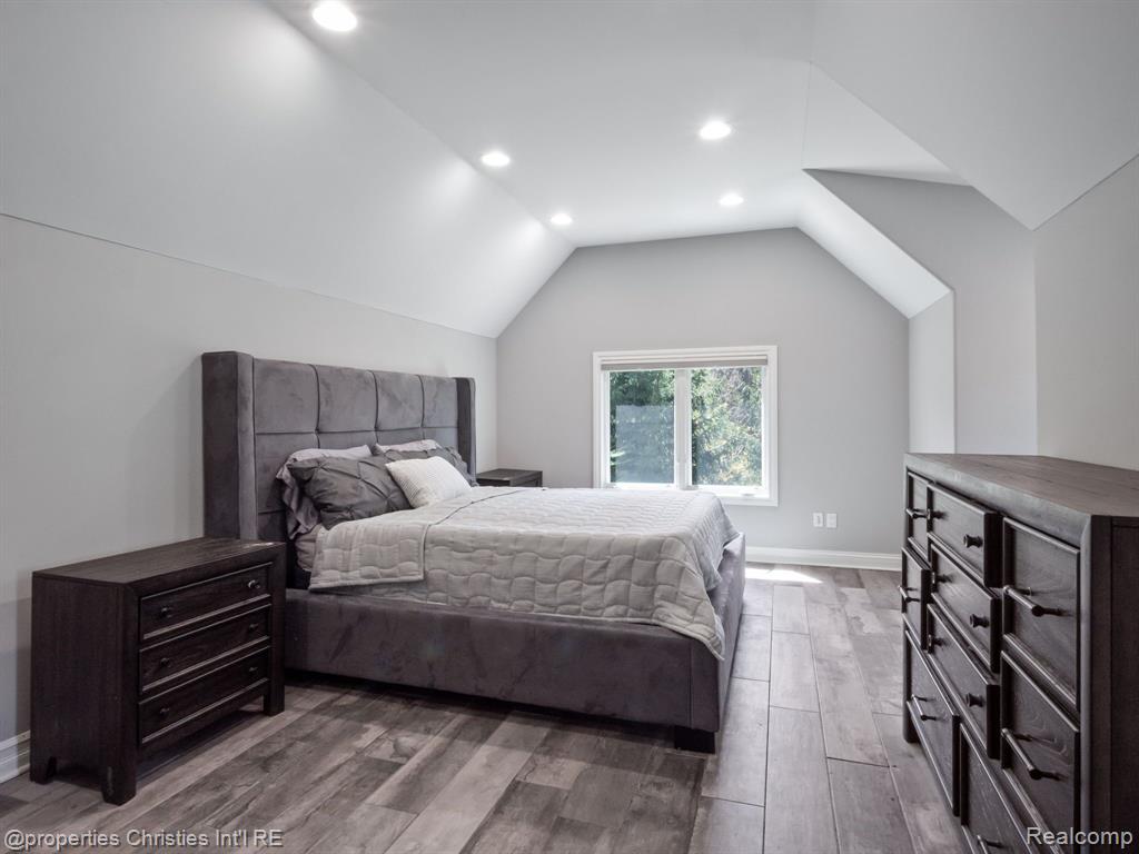 920 Southdown Road Bloomfield Hills, MI 48304 - Photo 35 of 64 Gallery Image 35