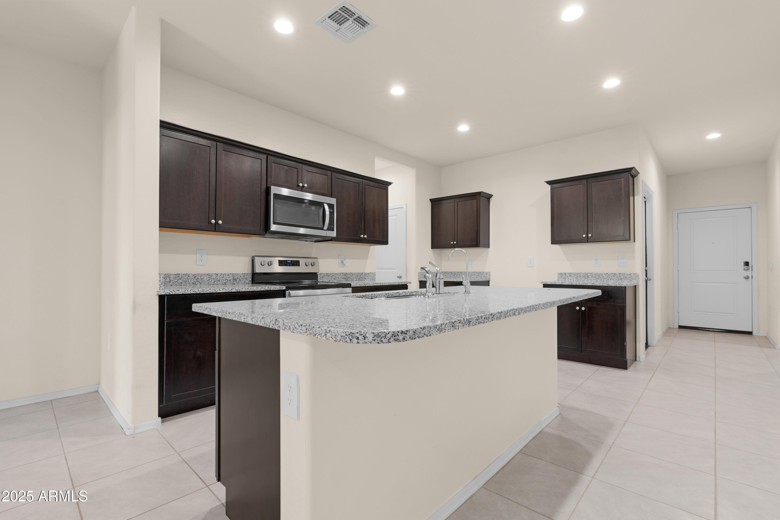 9347 Silo Road Florence, AZ 85132 - Photo 4 of 47 Kitchen 1