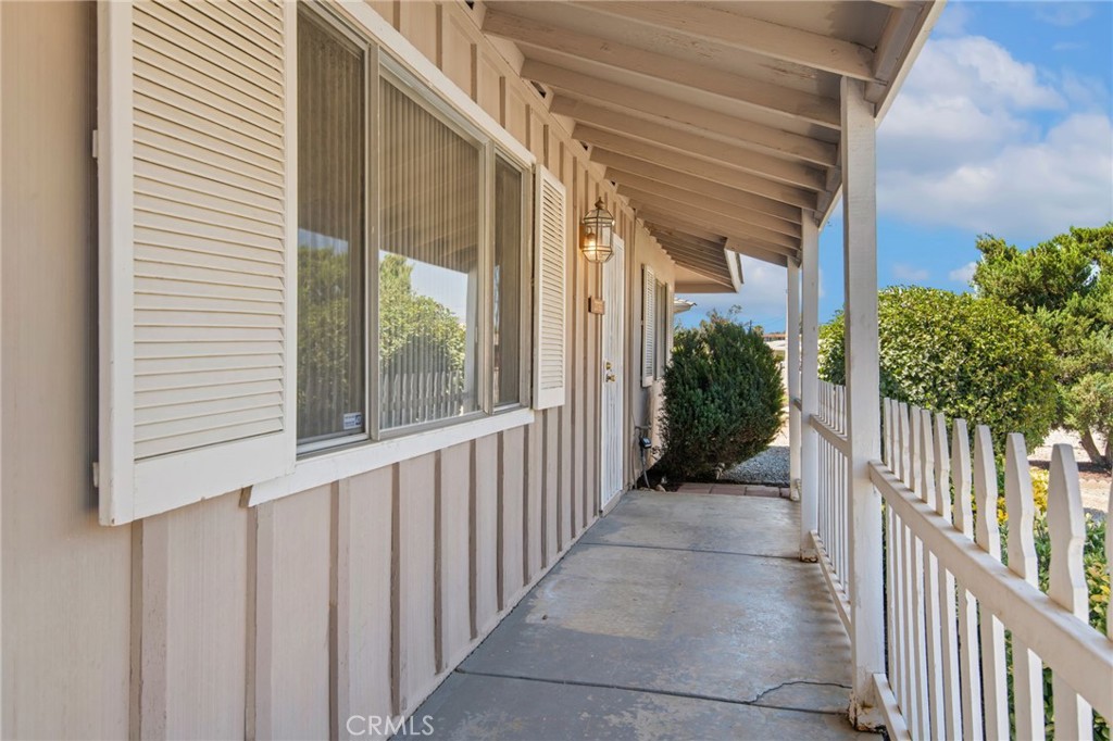28763 Bradley Road Menifee, CA 92586 - Photo 4 of 32