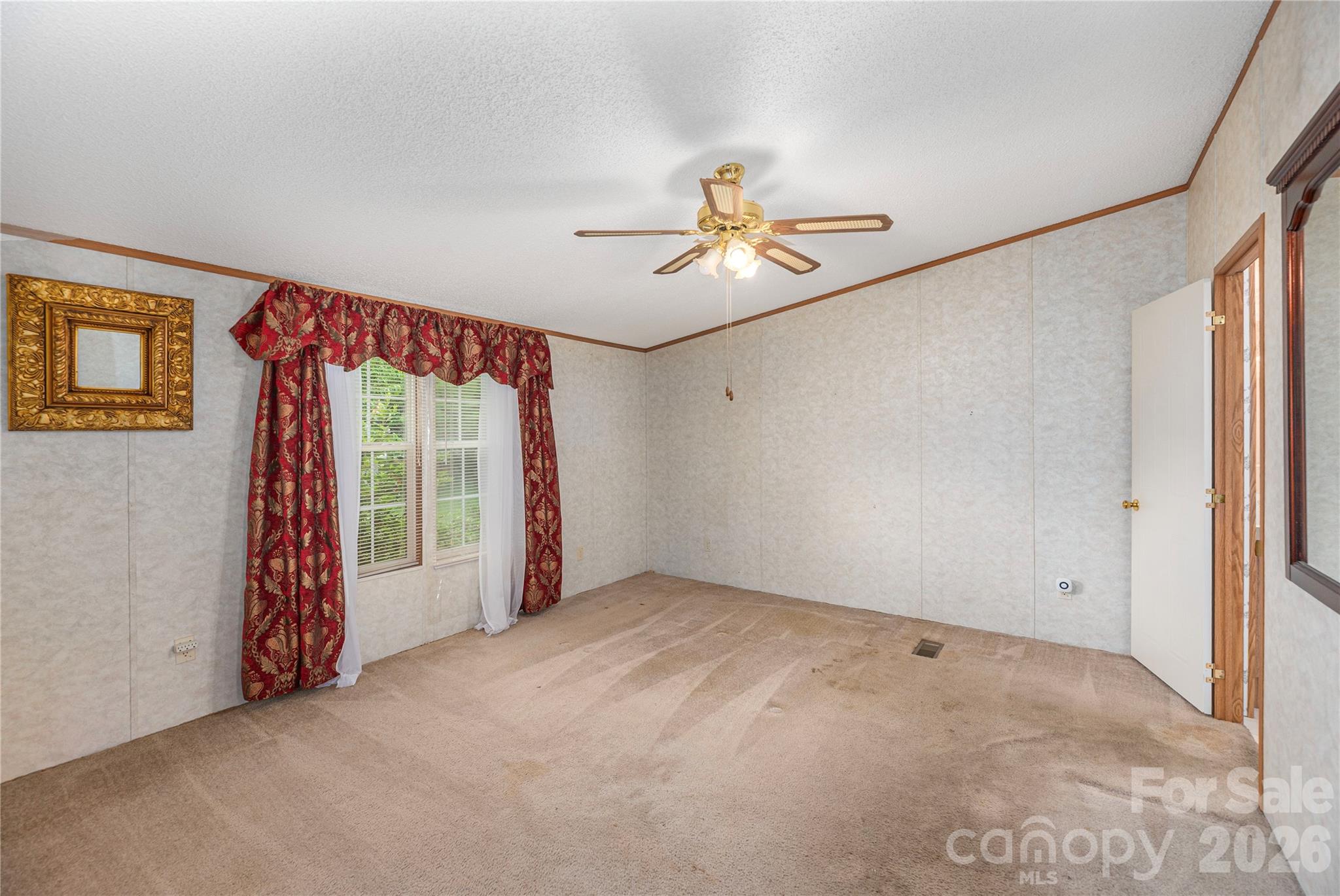 992 Brickyard Road Horse Shoe, NC 28742 - Photo 9 of 27