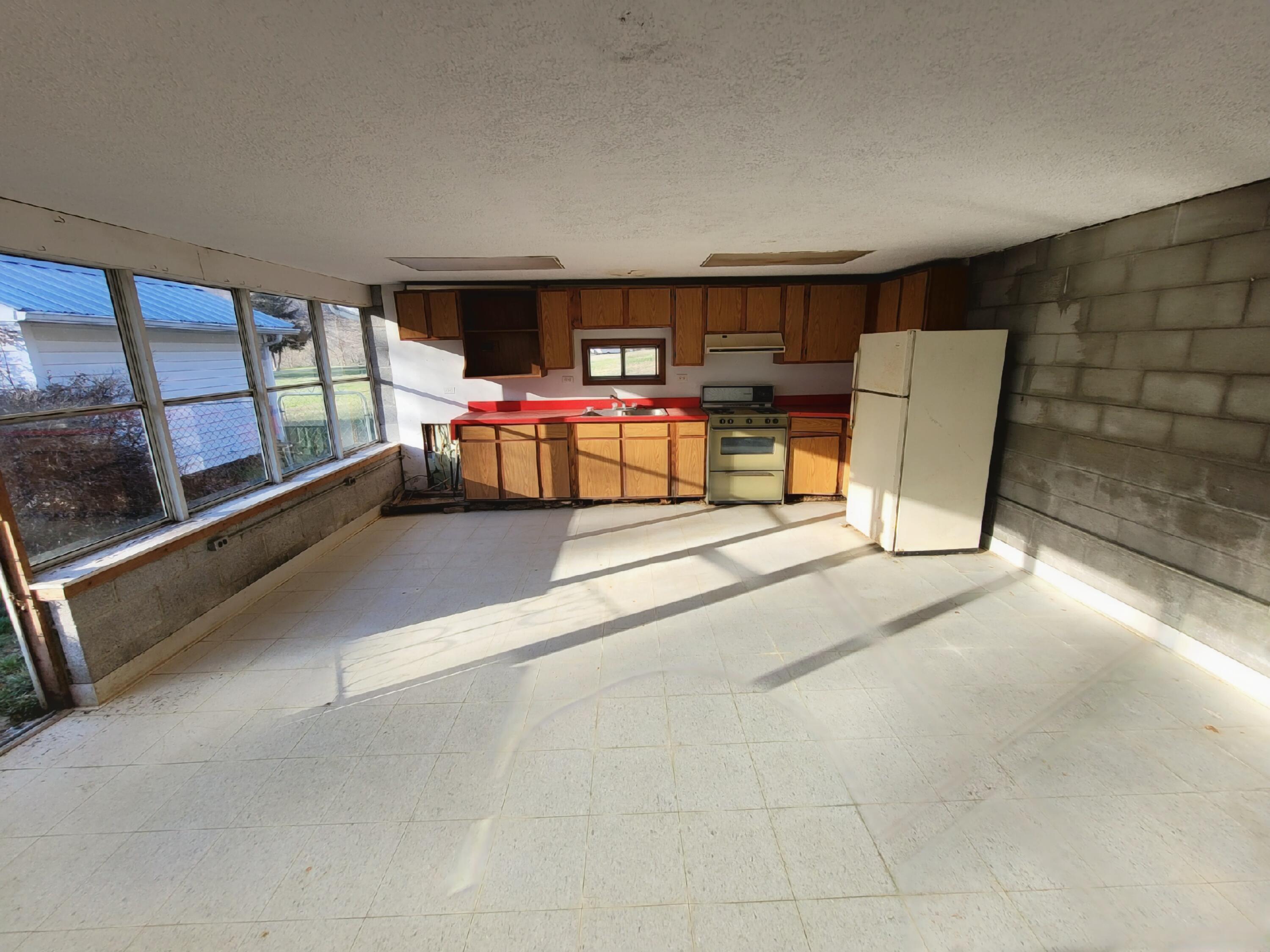 291 Blankenship Road Talcott, WV 24981 - Photo 26 of 43 Summer kitchen