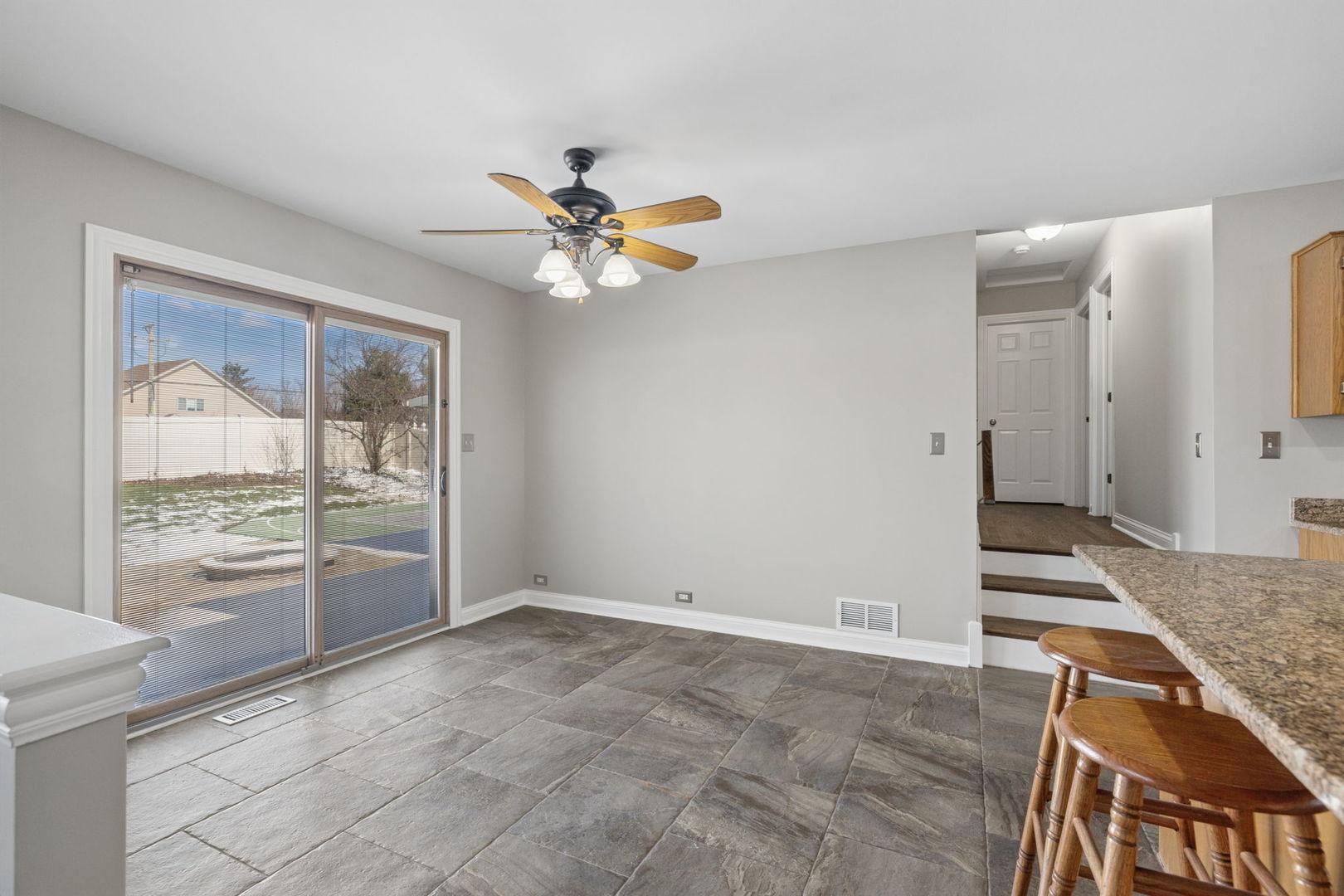 1336 Tralee Lane Lockport, IL 60441 - Photo 8 of 35 a view of an empty room and window