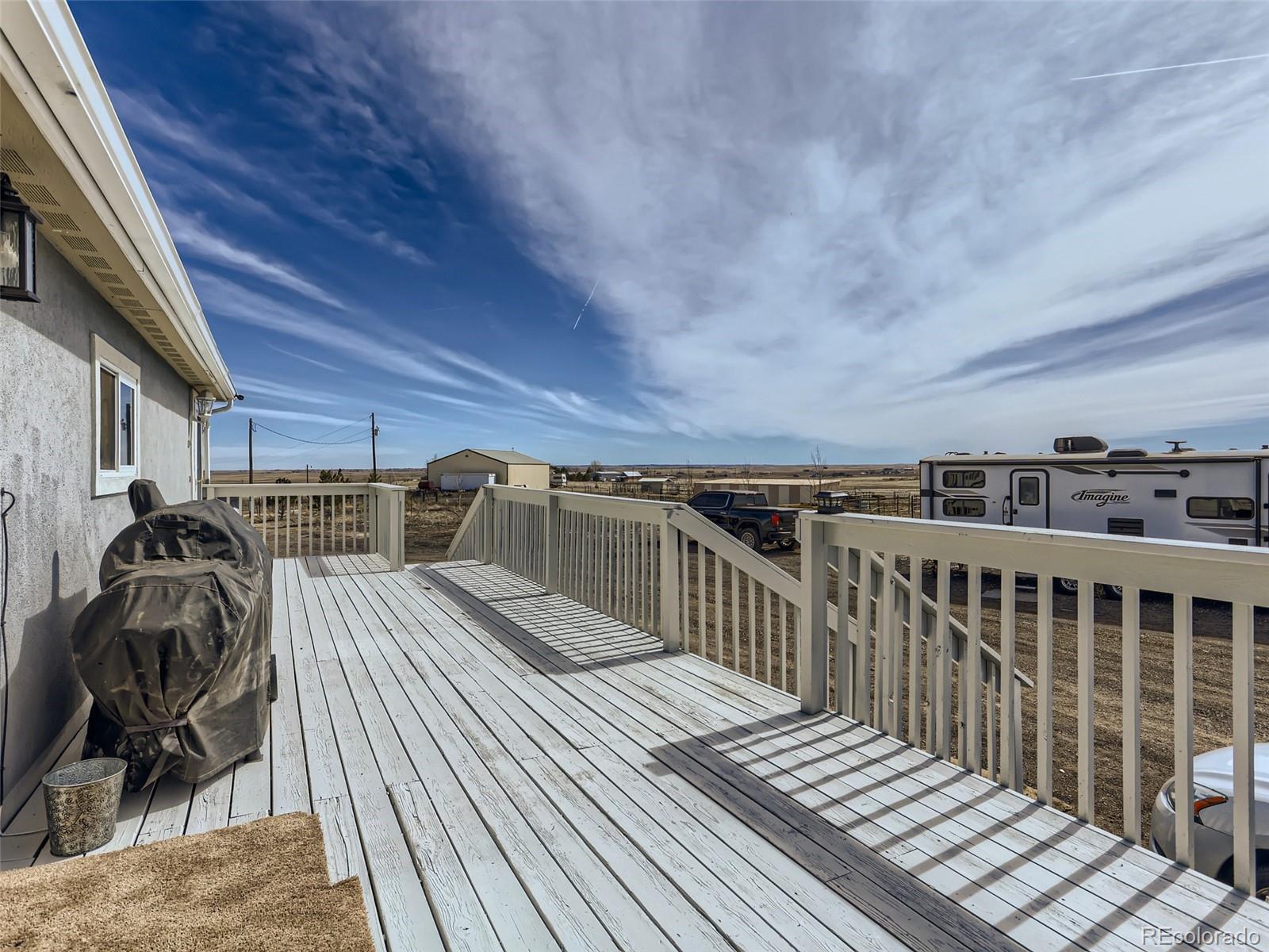 48506 Lisco Road Bennett, CO 80102 - Photo 6 of 30