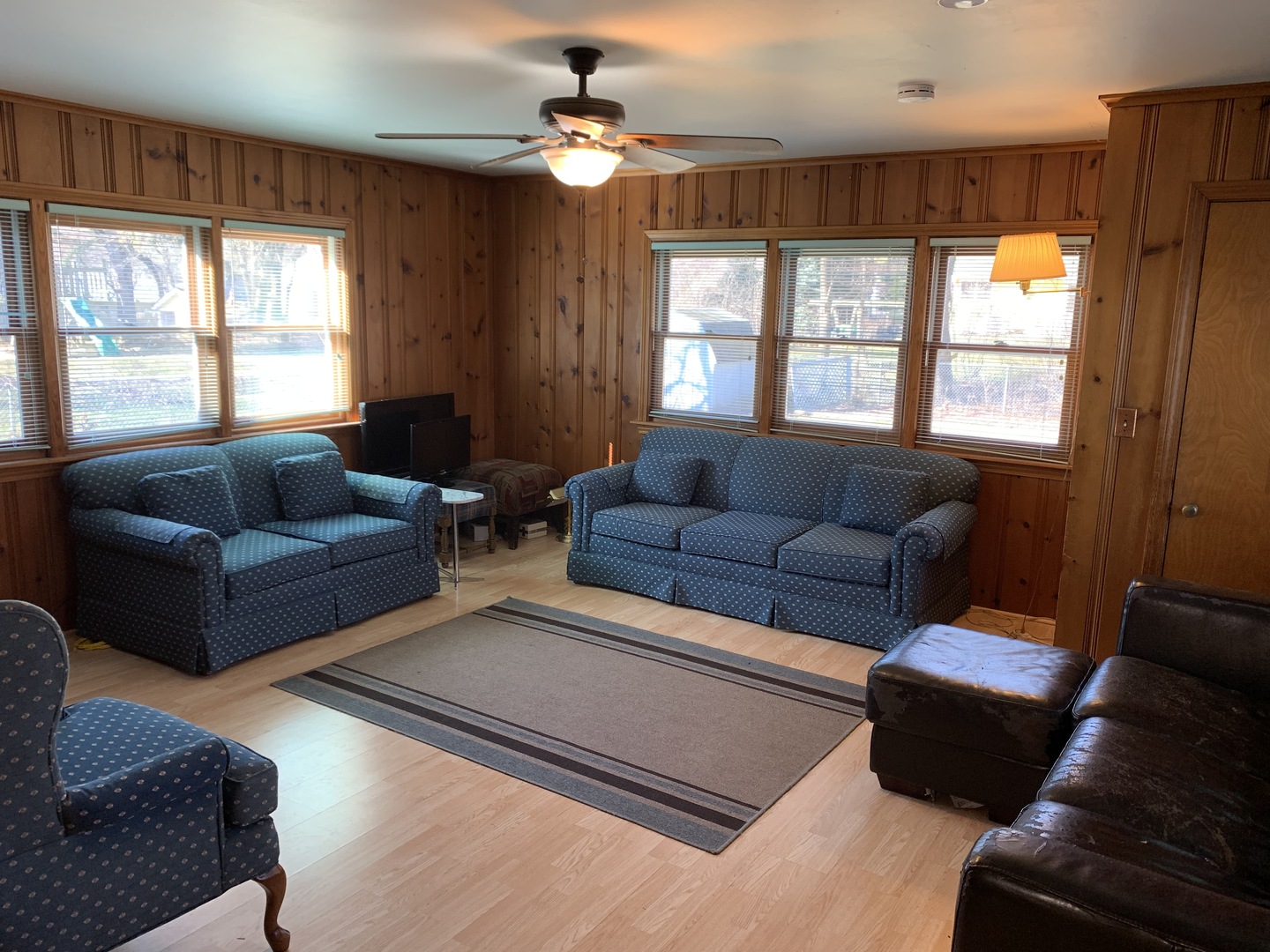 115 South Randall Road Aurora, IL 60506 - Photo 5 of 35