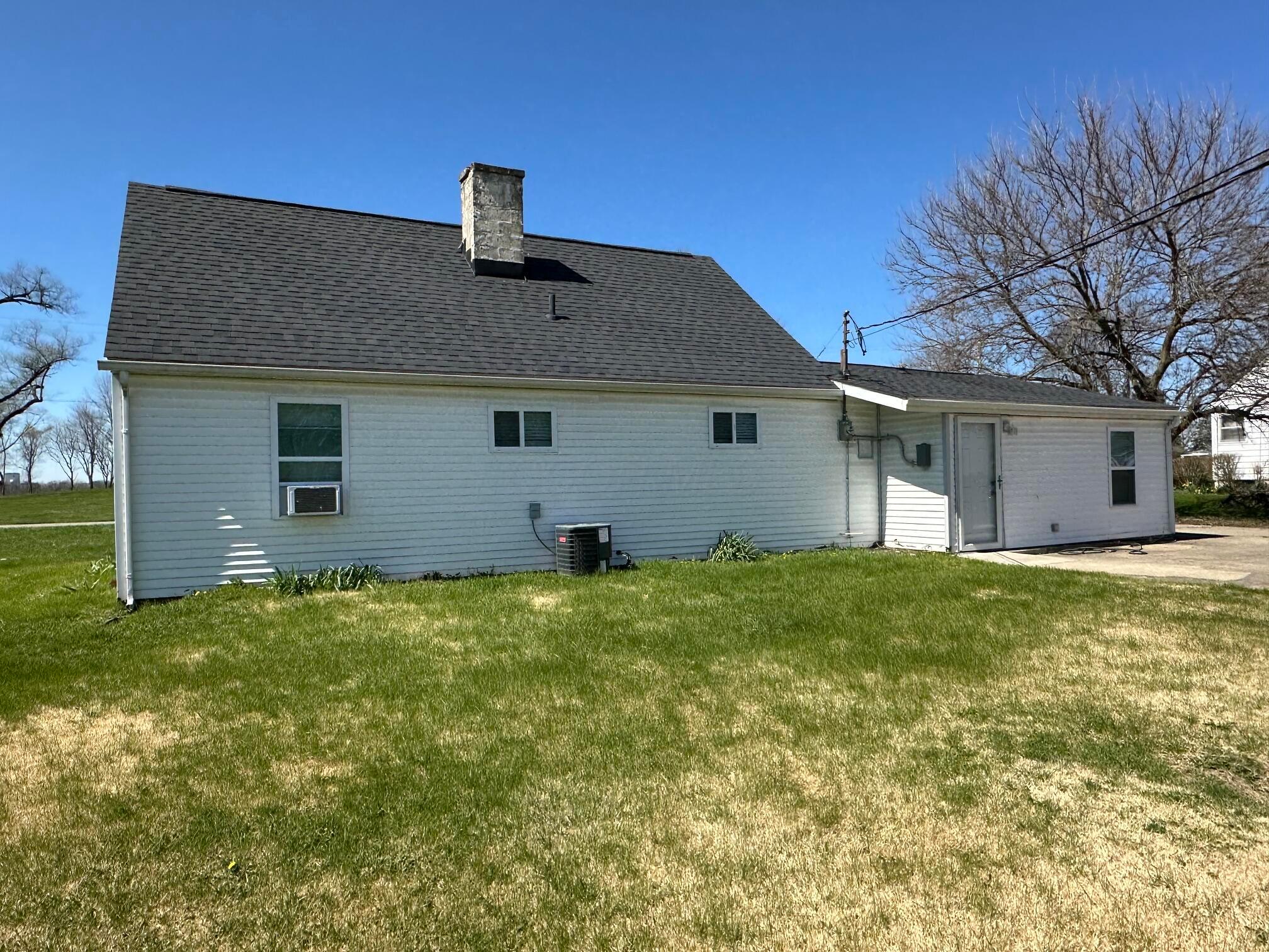 2960 Schwartz Road Columbus, OH 43232 - Photo 10 of 55 REAR VIEW