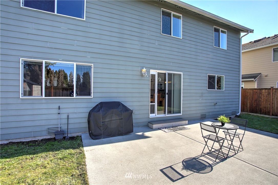 2211 Edmonds Avenue Northeast Renton, WA 98056 - Photo 18 of 20