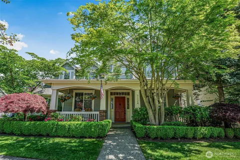$1,340,000 | 7124 Chanticleer Avenue Southeast, Snoqualmie, WA 98065